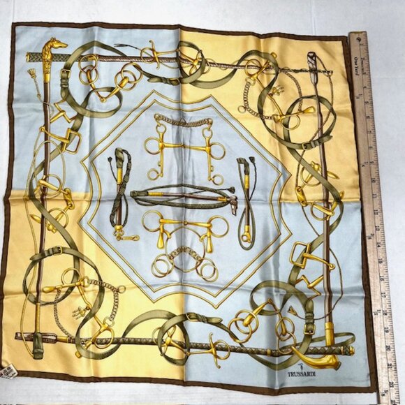 Vintage TRUSSARDI  100% Scarf Silk Square 23” gray brown gold  yellow chain(65) - Picture 7 of 9